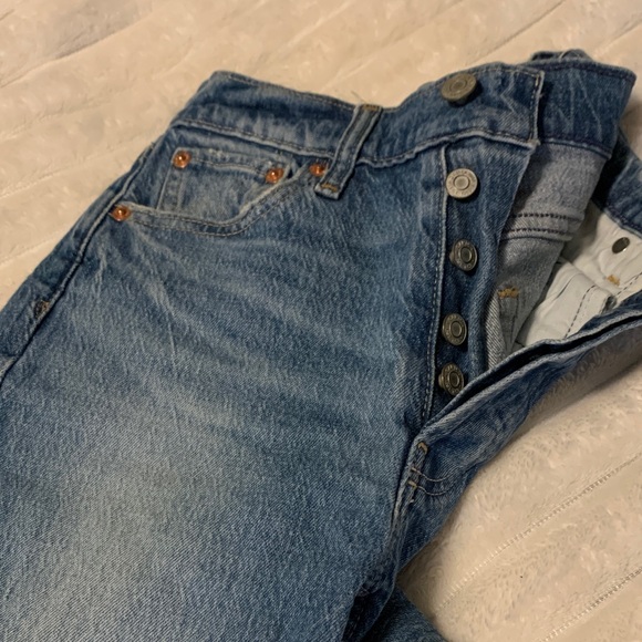 GAP High Rise Denim Jean - Picture 4 of 4